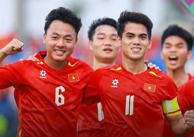 Chương trình hoàn trả hàng tuần cho game Nổ Hũ